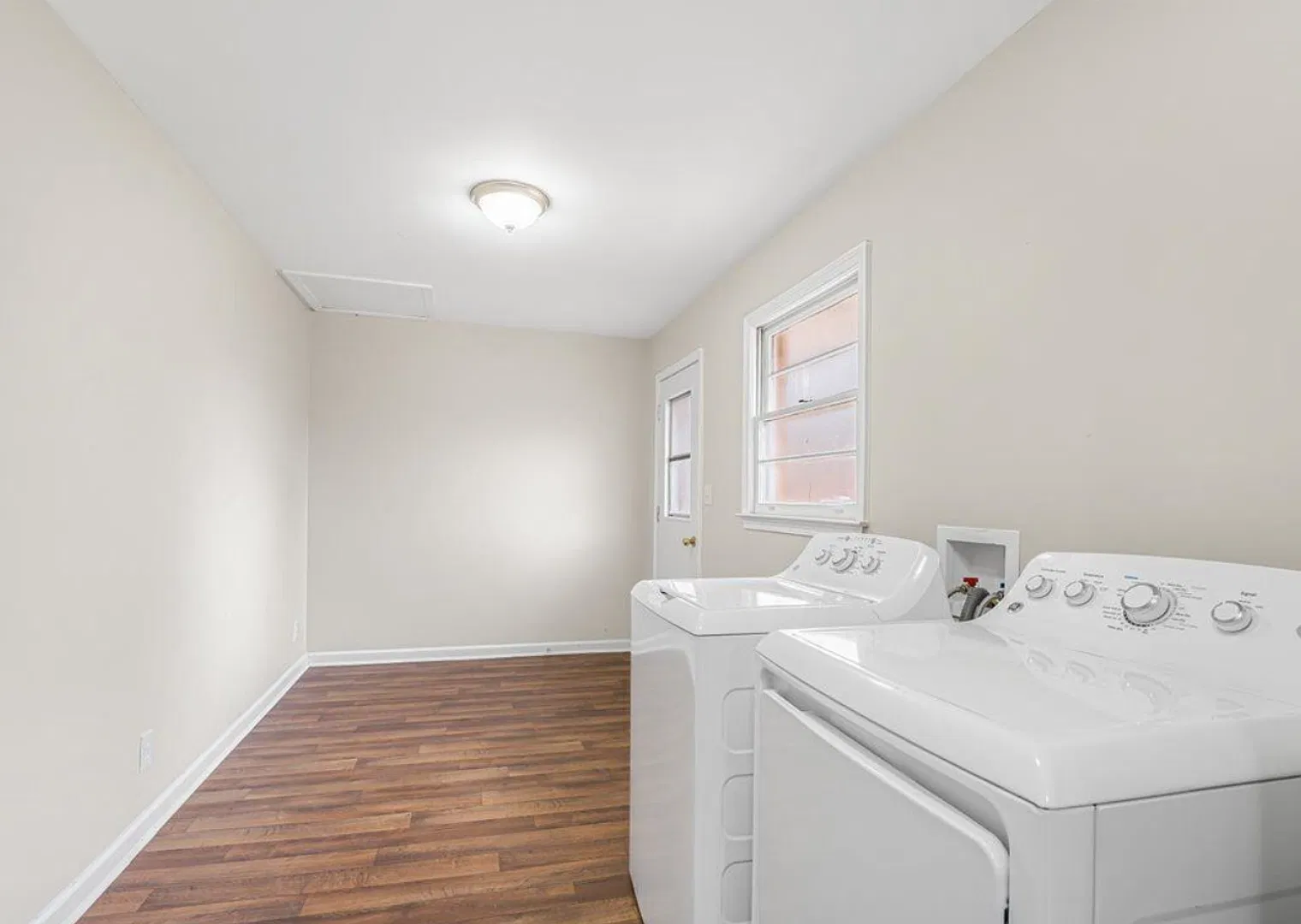 3 Bedroom 2 Bath Gem in Fayette County School District — Photo 4
