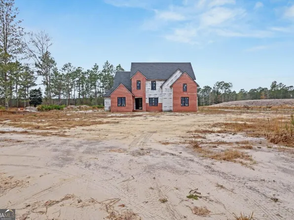 20 Club Dr, Jesup, GA 31546