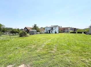 1720 Monsview Pl, Lynchburg, VA 24504