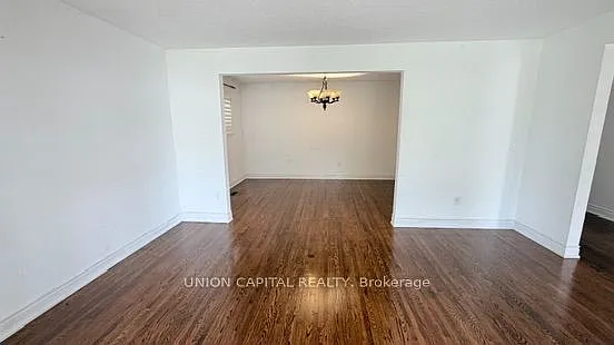 465 Hounslow Ave — Photo 36