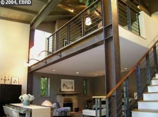 6017 Ocean View Dr, Oakland, CA 94618