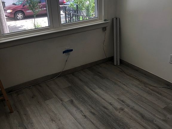5th image of 2317 23rd Ave #2