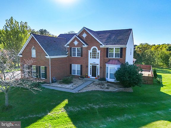 3rd image of 17269 Twinoaks Pl