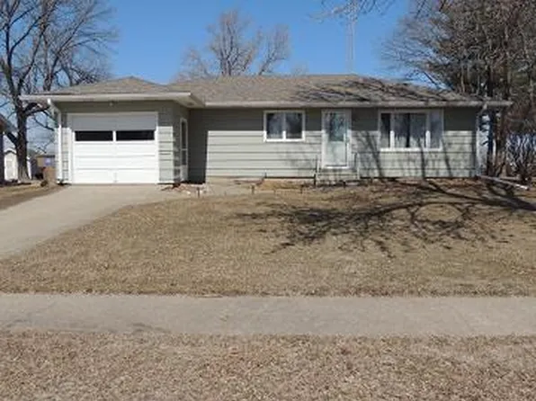 340 Austin St, Rockwell City, IA 50579
