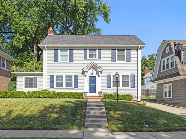 6220 Valley Rd, Kansas City, MO 64113