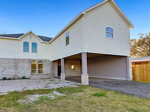 2nd image of 5018 Cedar Hill Ln