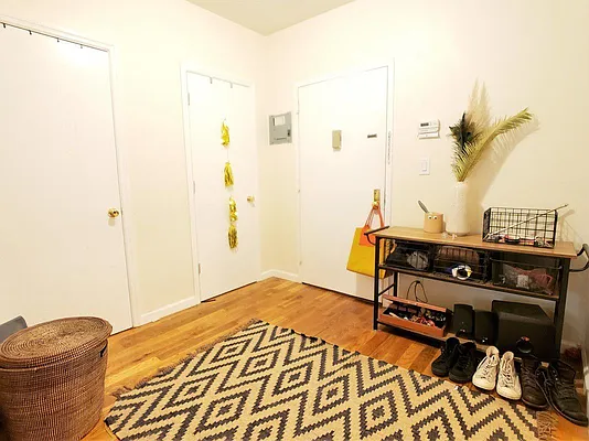 Rented by Bright Villas LLC | media 6