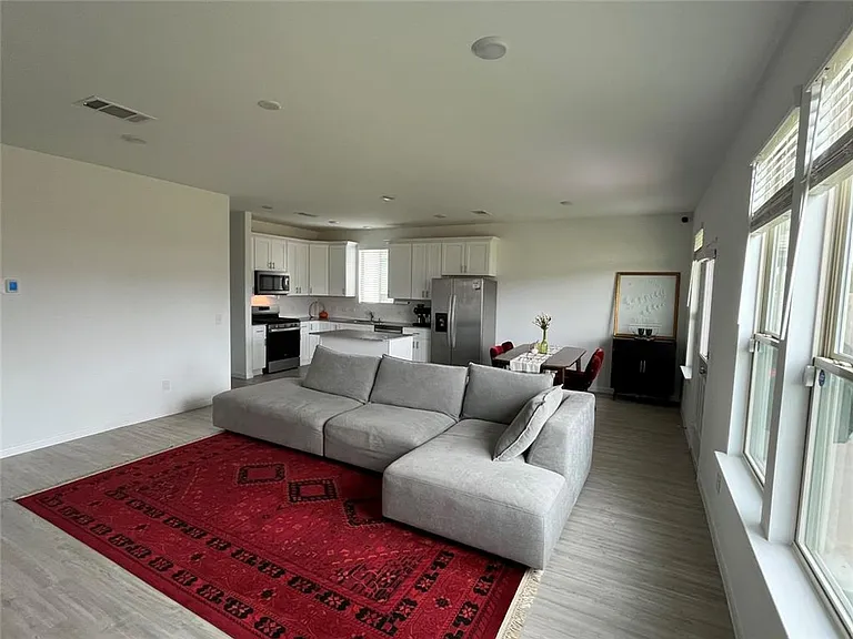 339 Paso Fino Dr — Photo 3