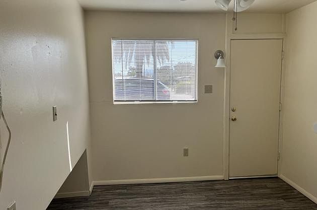 2nd image of 1633 N Sycamore Blvd #3