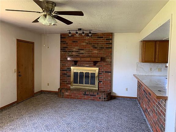2nd image of 1409 Aspen Dr