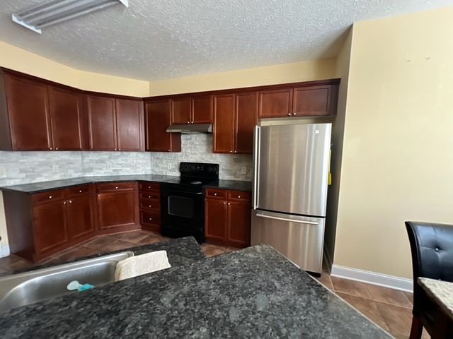 1st image of 3840 Henricks Hill Dr