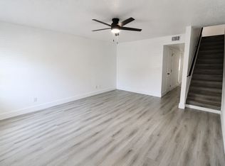 145 4th Ave APT C4, Shalimar, FL 32579