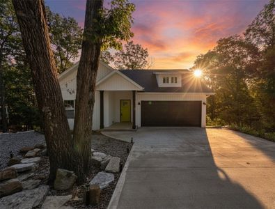 38 Country Club Dr, Holiday Island, AR, 72631