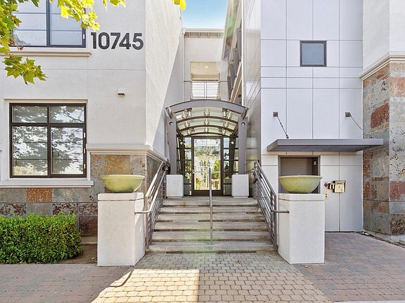 2nd image of 10745 N De Anza Blvd Unit 224