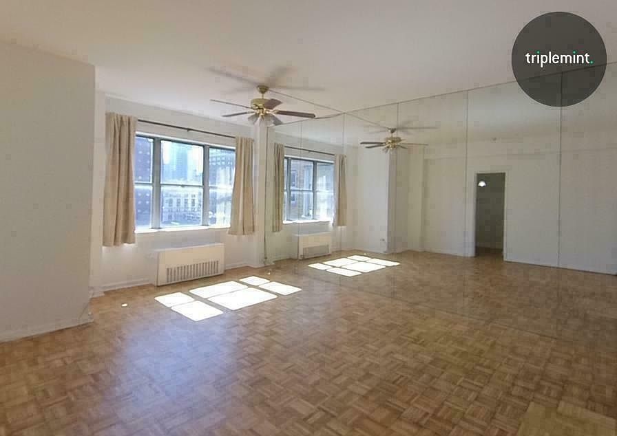 1st image of 80 Park Ave