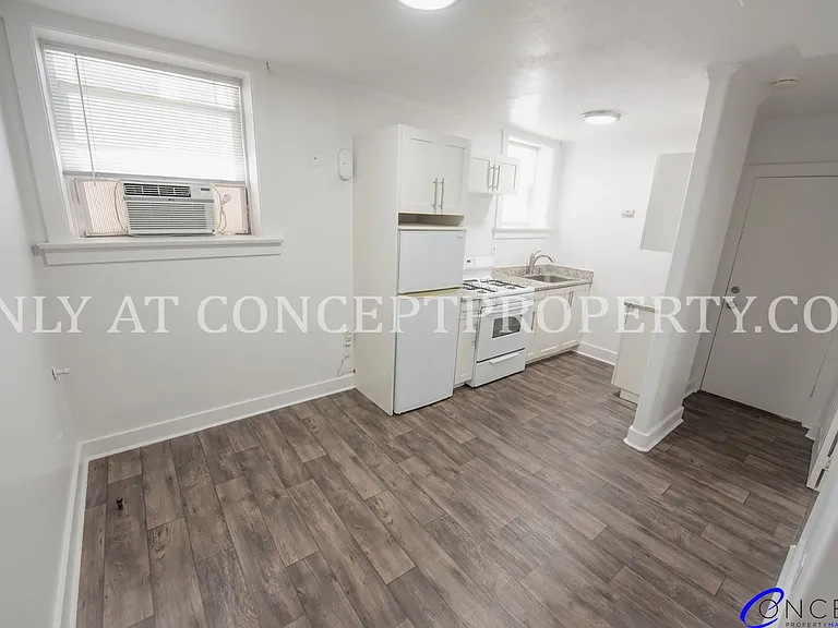 East Cliff — Photo 34