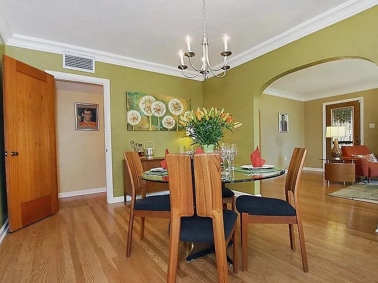 501 W Granada Rd — Photo 4