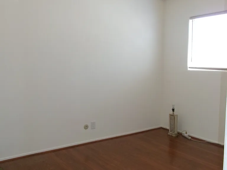 3114 N Springfield St — Photo 25