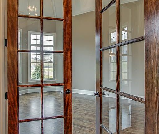 4th image of 4031 Old Light Cir Lot 501