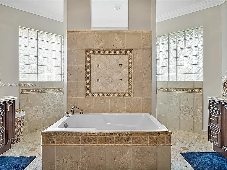 6807 NW 66th Way — Photo 21