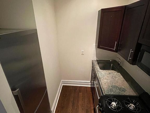 5th image of 230 E 75th St #2C