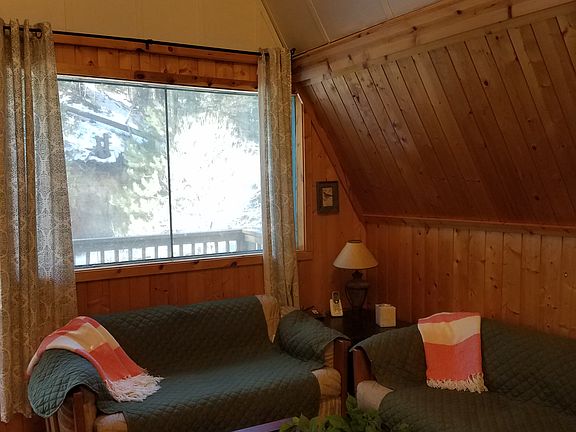 2nd image of 33 Apache Canyon Dr