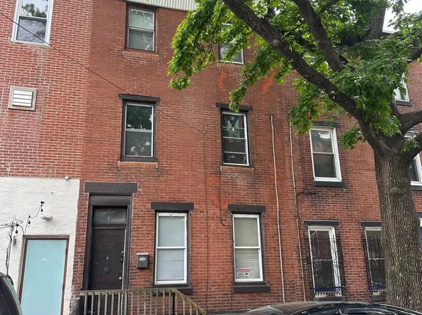 2103 E York St, Philadelphia, PA 19125