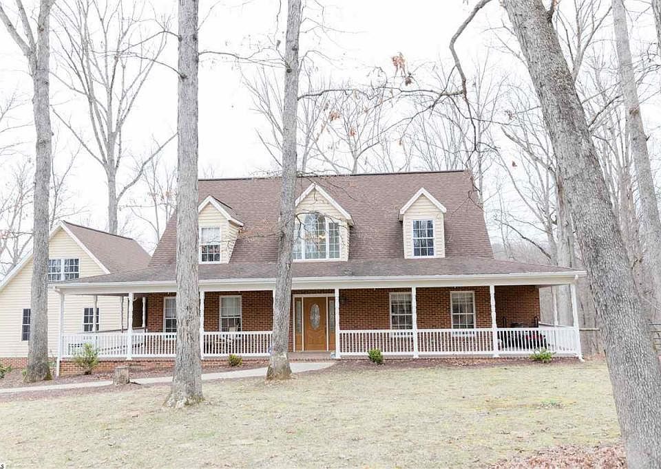 1st image of 2211 Stony Creek Dr