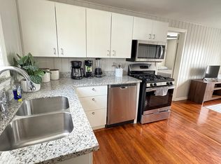 407 E 8th St #B, Houston, TX 77007
