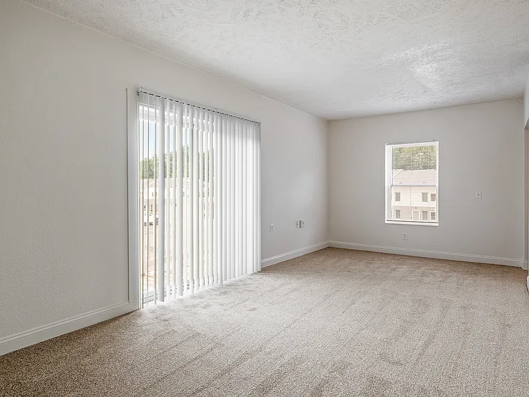 Fieldstone Apartments — Photo 42