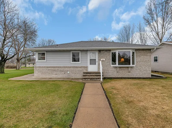 124 21st Ave S, Saint Cloud, MN 56301