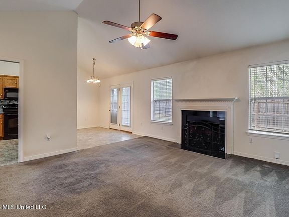 3rd image of 11389 Jessica Dr