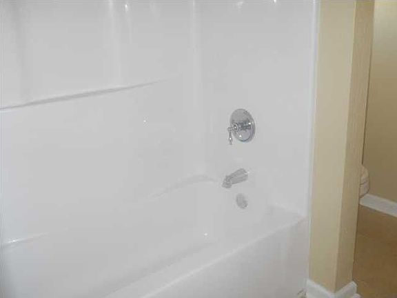5th image of 206 Royalton Pkwy
