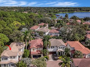 638 Moondancer Ct, Palm Beach Gardens, FL 33410
