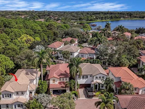 638 Moondancer Court, Palm Beach Gardens, FL 33410