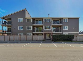 939 N 101st St UNIT 303-1, Seattle, WA 98133