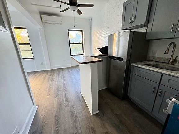 5th image of 533 W 148th St APT 6