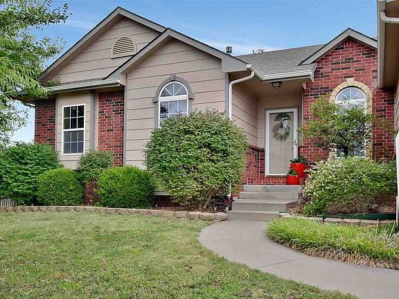 3rd image of 4371 N Rushwood Ct