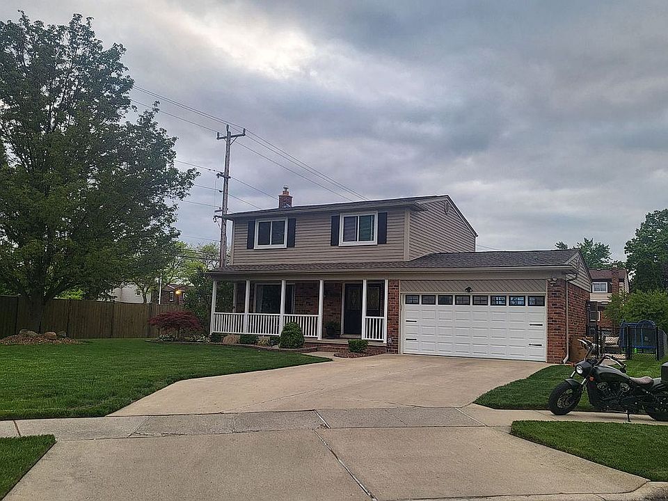 1st image of 20696 Somerset Ct