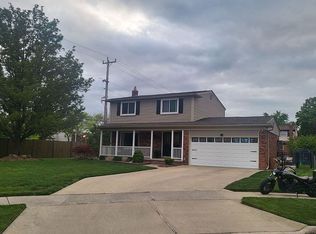 20696 Somerset Ct, Riverview, MI 48193