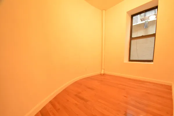 Rented by Keller Williams NYC | media 10