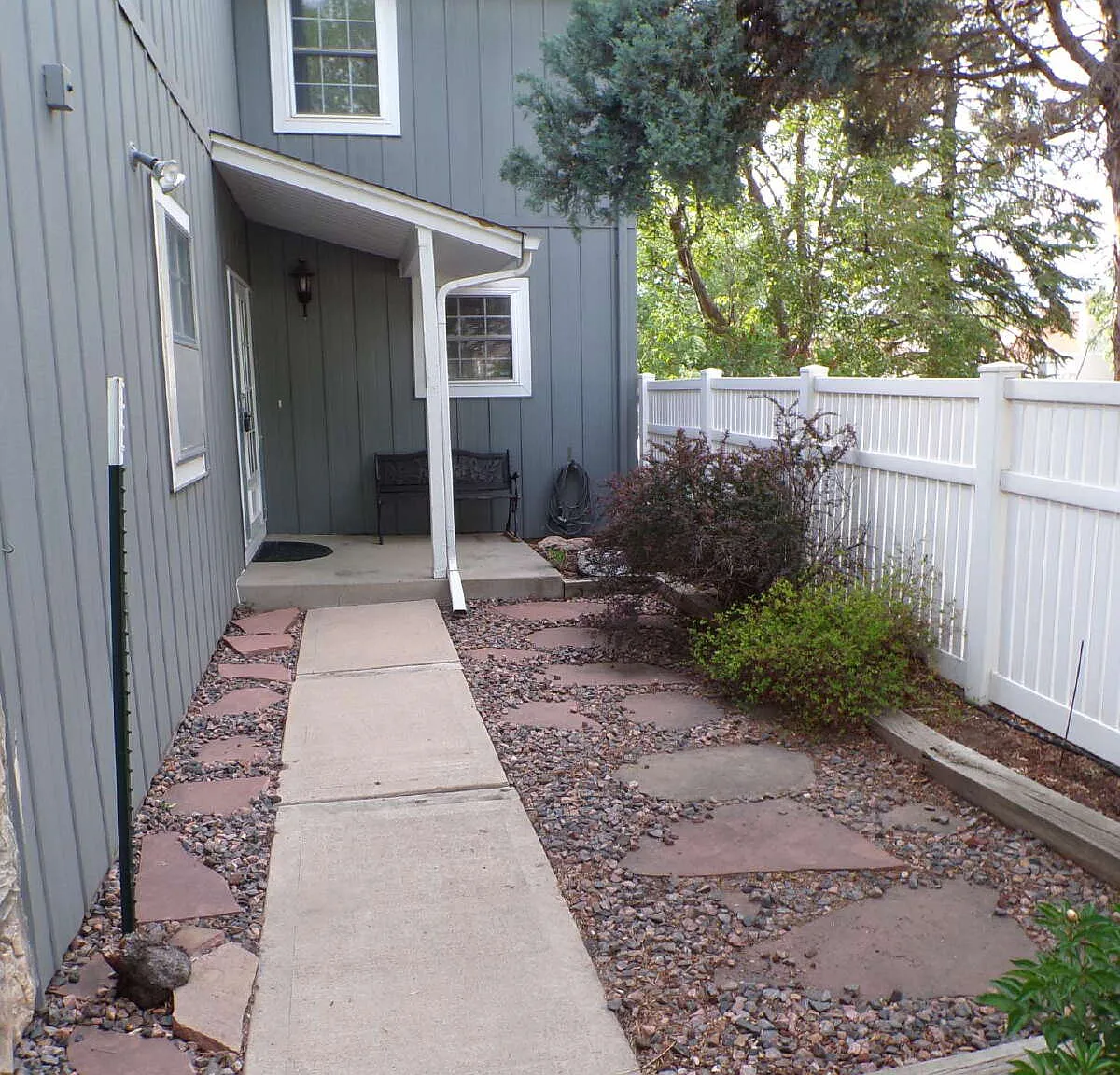 3 bed, 2.5 bath, 1633 sqft, $2,550 — Photo 2