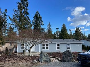 8242 Salish Ln, Blaine, WA 98230