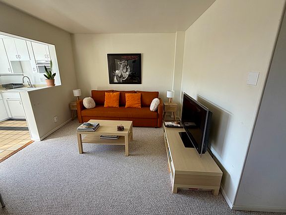 4th image of 22 Museum Way #A