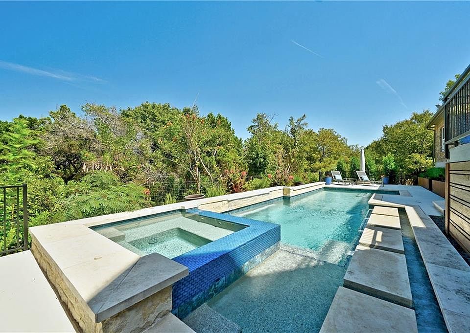 2nd image of 10808 Pelican Point