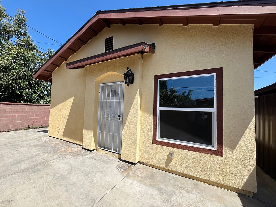 1st image of 13673 Palomar St