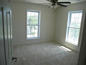 5th image of 0 Roberta St