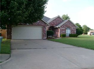 1625 George St, Edmond, OK 73003