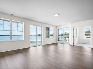216 Lakeview Cir, Beaver Dam, WI 53916