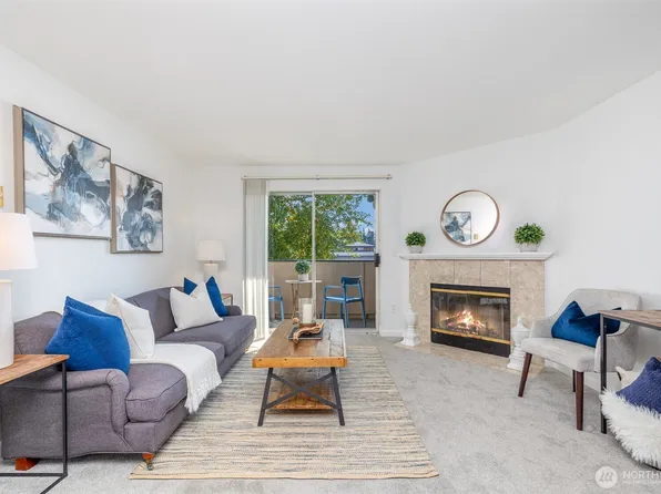 17624 1st Avenue S #A305, Burien, WA 98148